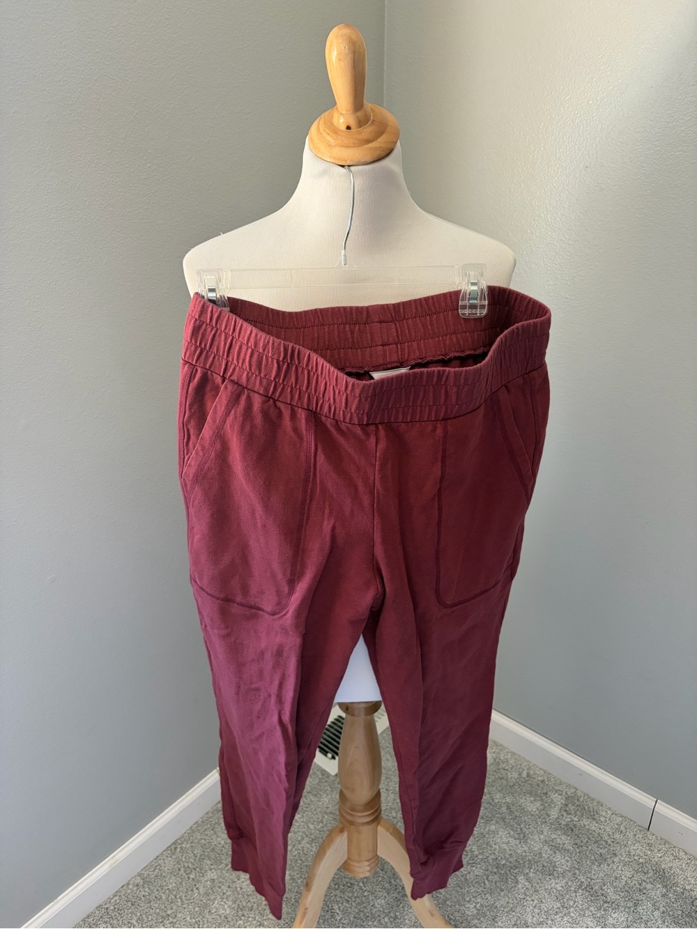 CAbi Women's Maroon Elastic-Waist Training Jogger Pants #4133